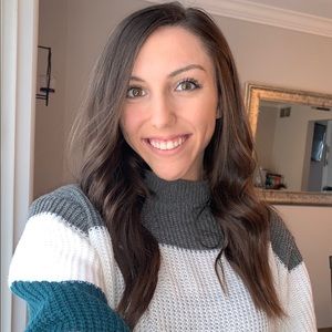 Meet your Posher, Danielle